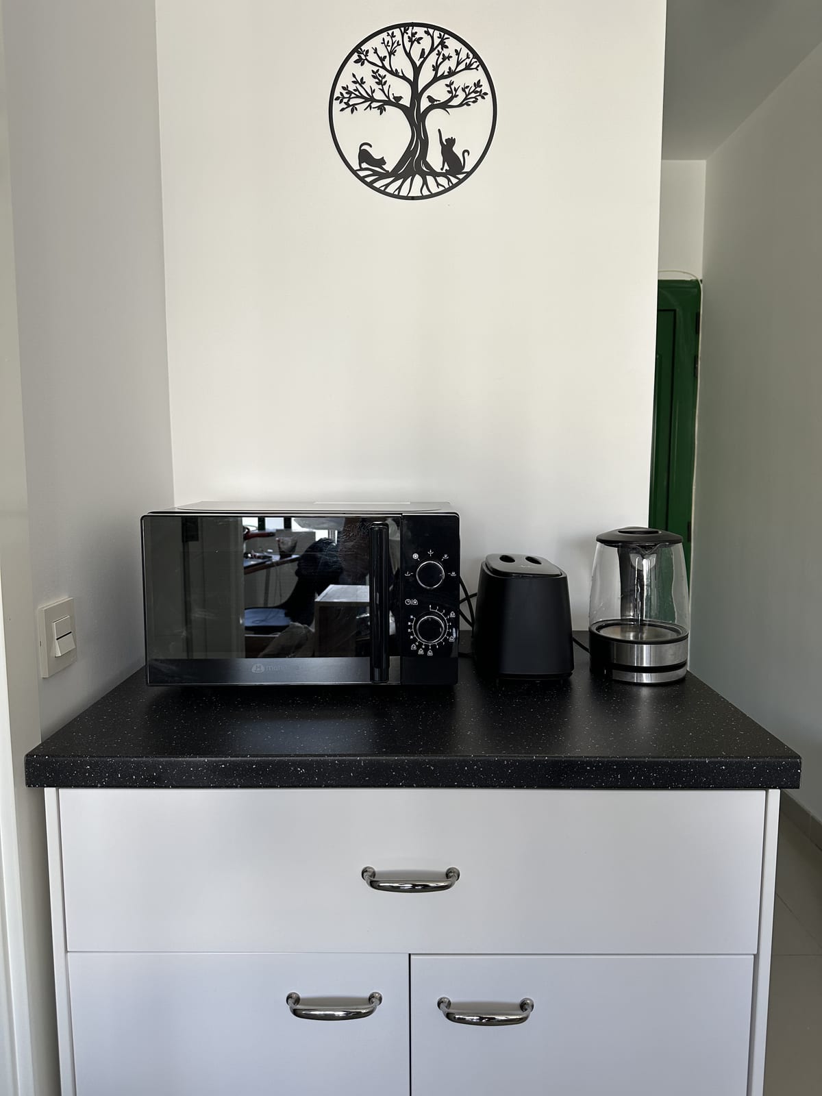 Property photograph 11